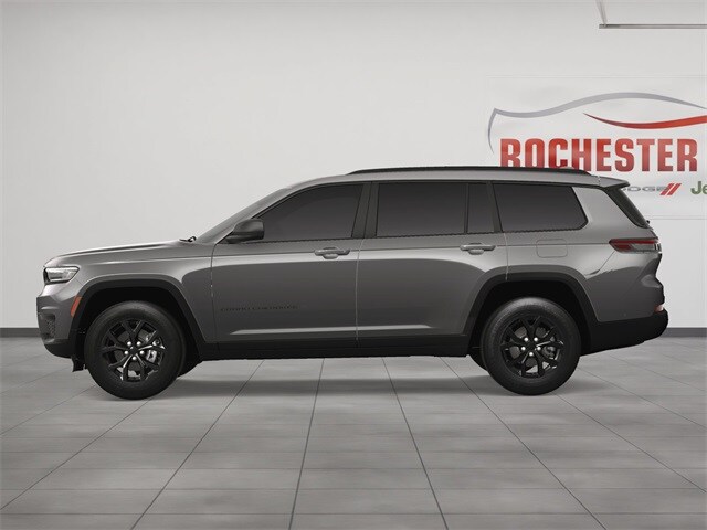 2024 Jeep Grand Cherokee Altitude photo 3