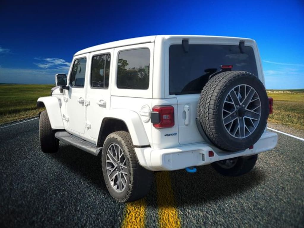 Used 2024 Jeep Wrangler 4xe High Altitude SUV