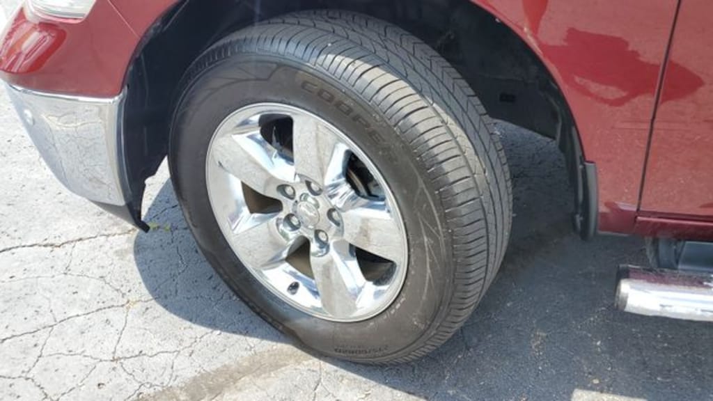 Used 2017 Ram 1500 SLT Truck Crew Cab