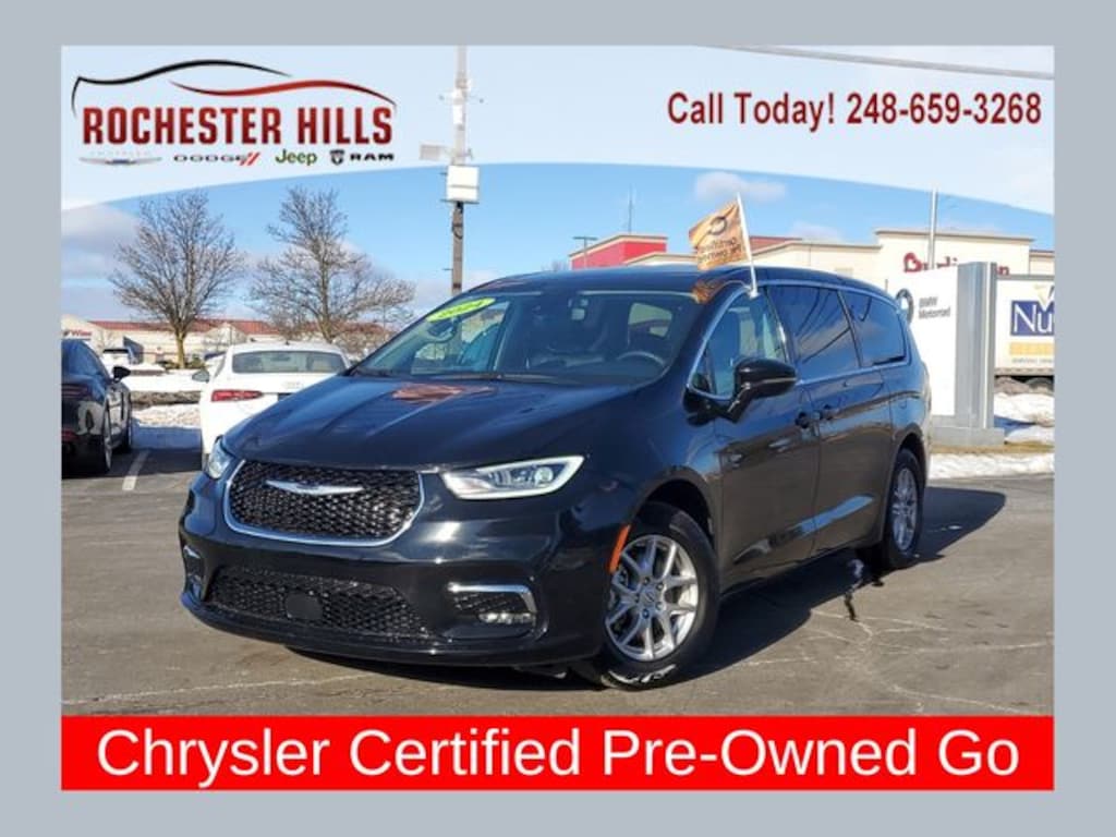 Used 2024 Chrysler Pacifica Touring L Van Passenger Van