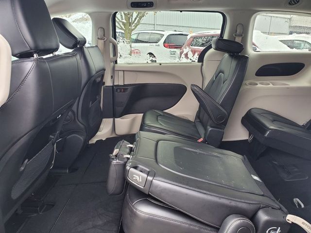 2024 Chrysler Pacifica Touring L - Photo 23