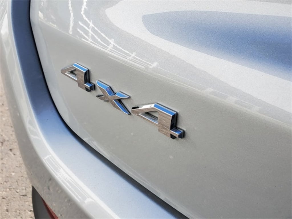 Used 2024 Jeep Compass Latitude SUV