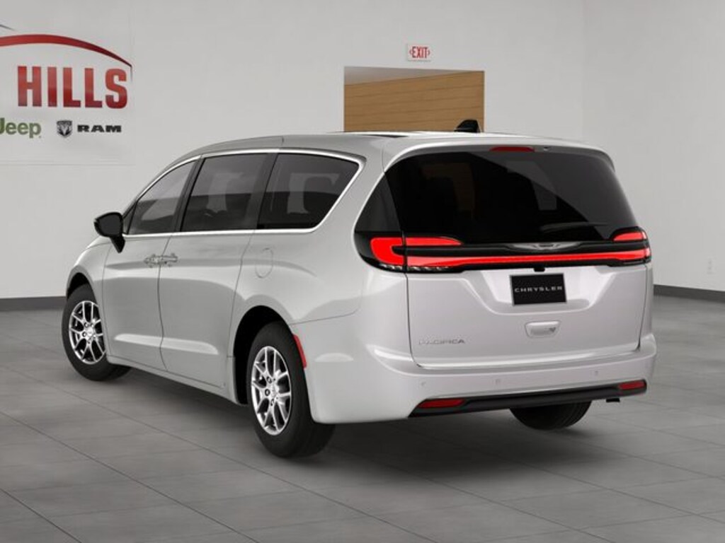 New 2026 Chrysler Pacifica SELECT Passenger Van