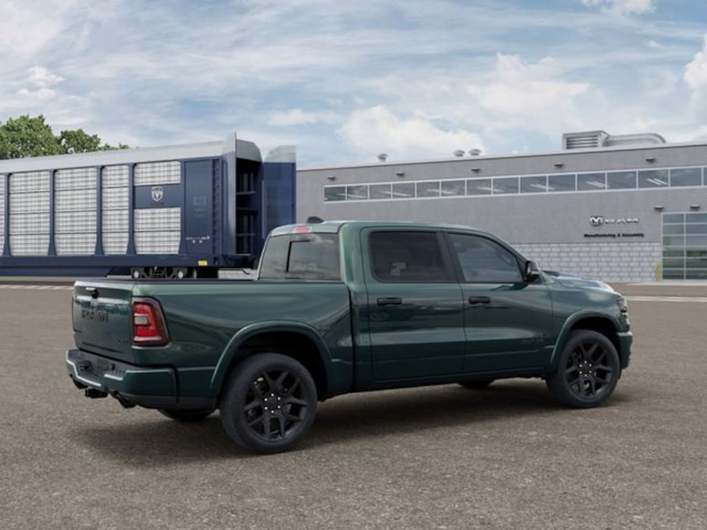 New 2026 Ram 1500 LARAMIE CREW CAB 4X4 5'7 BOX Pickup