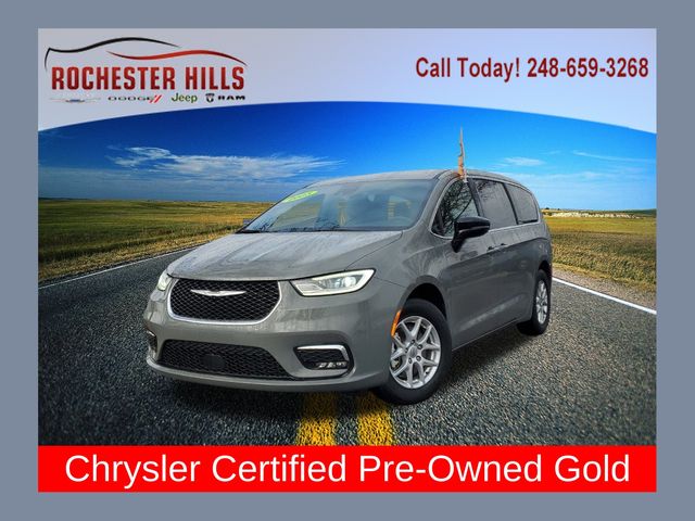 2025 Chrysler Pacifica Select