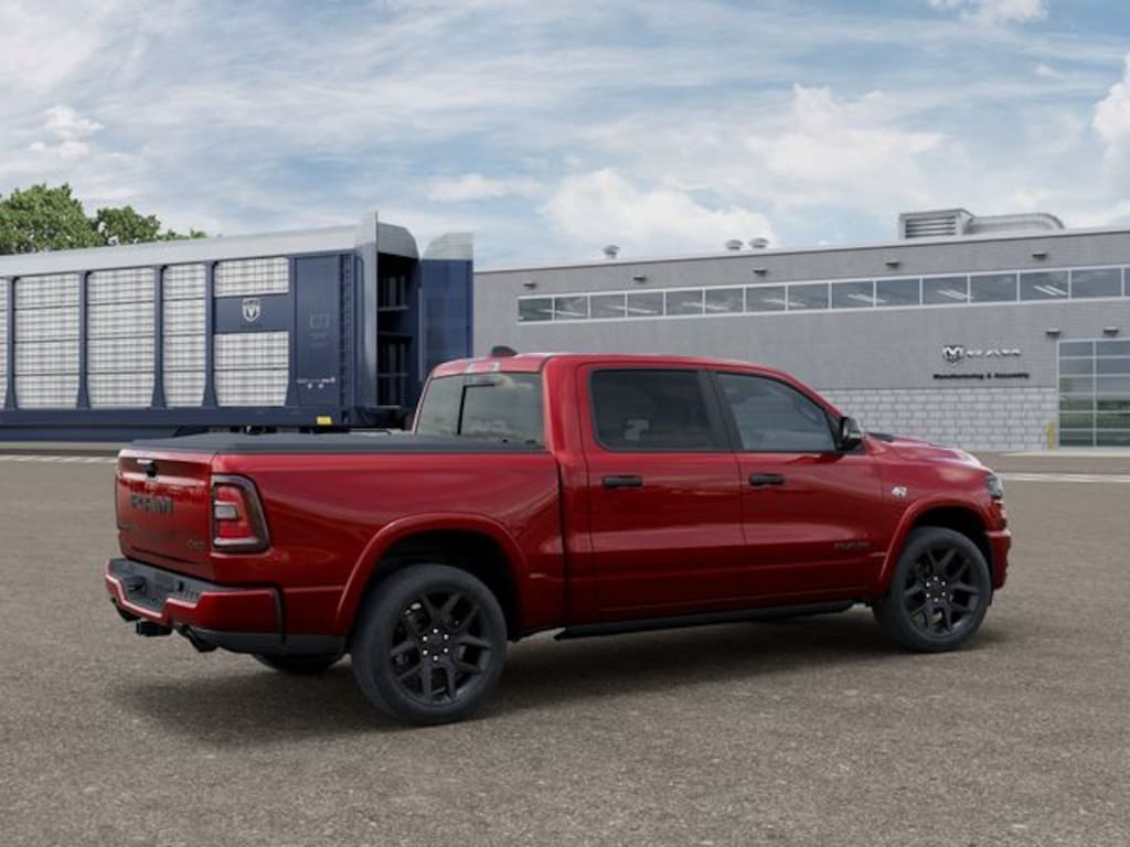 New 2026 Ram 1500 LARAMIE CREW CAB 4X4 5'7 BOX Pickup