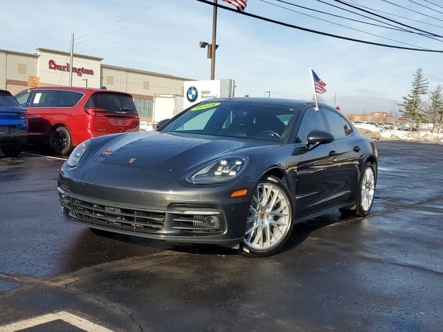 2018 Porsche Panamera 4S's photo