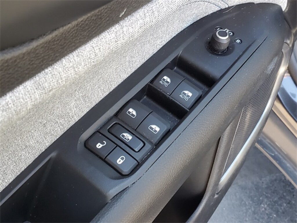 Certified 2022 Jeep Compass Latitude SUV