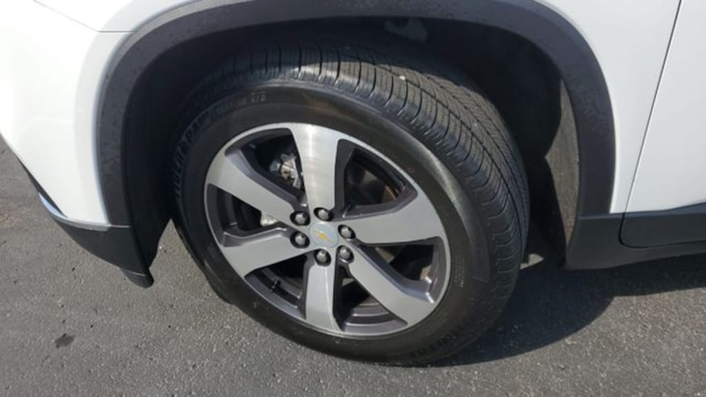 Certified 2021 Chevrolet Traverse LT Leather SUV