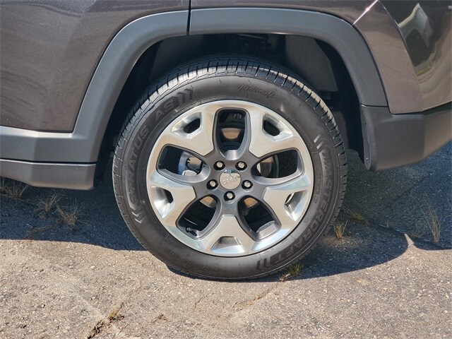 2018 Jeep Compass Limited photo 3