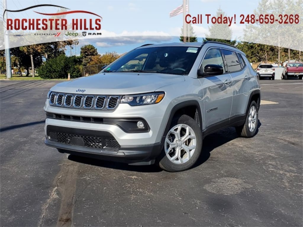 Used 2024 Jeep Compass Latitude SUV