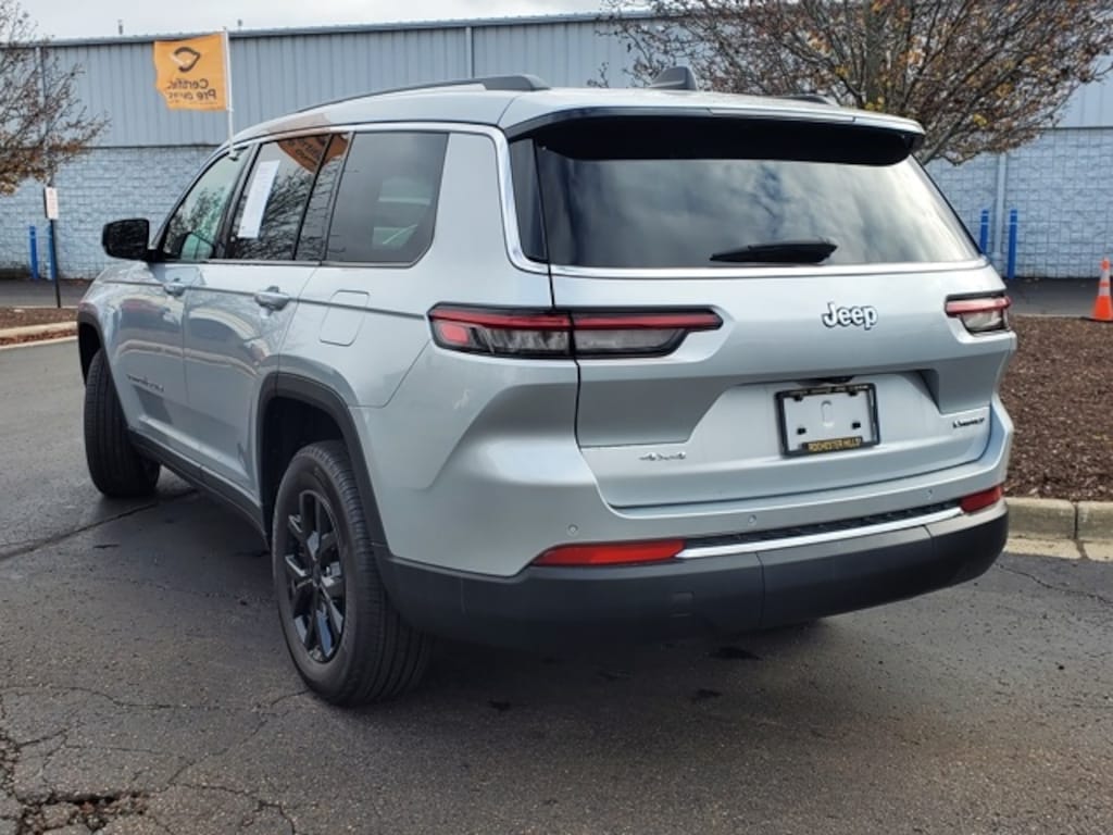 Used 2023 Jeep Grand Cherokee L Limited SUV