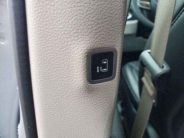 2024 Chrysler Pacifica Touring L - Photo 26