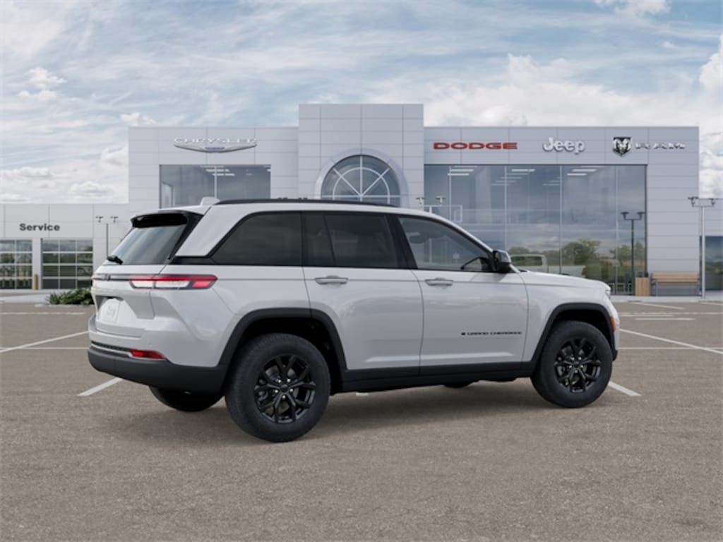 New 2025 Jeep Grand Cherokee ALTITUDE 4X4 Sport Utility