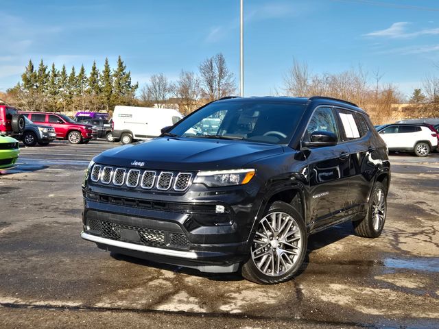 2023 Jeep Compass Limited's photo