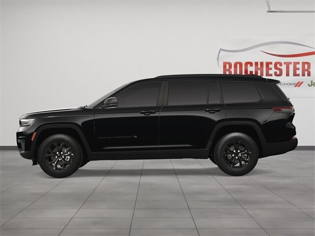 2024 Jeep Grand Cherokee Altitude photo 2