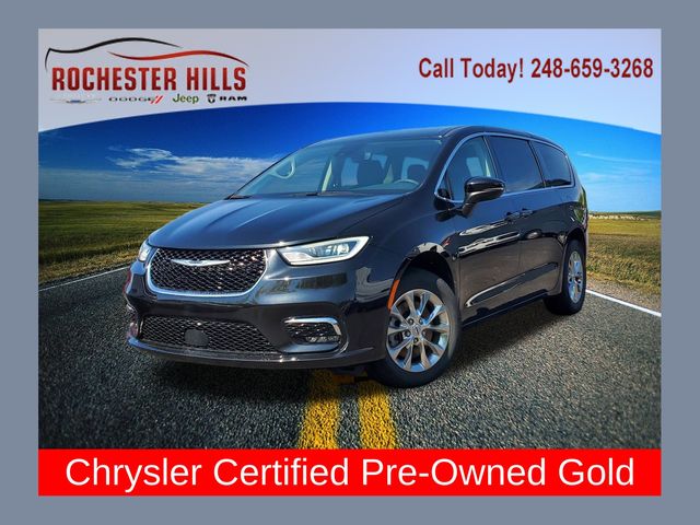 2023 Chrysler Pacifica Touring L AWD's photo