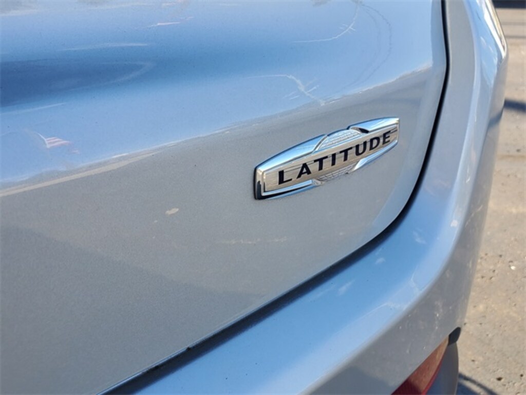 Used 2024 Jeep Compass Latitude SUV