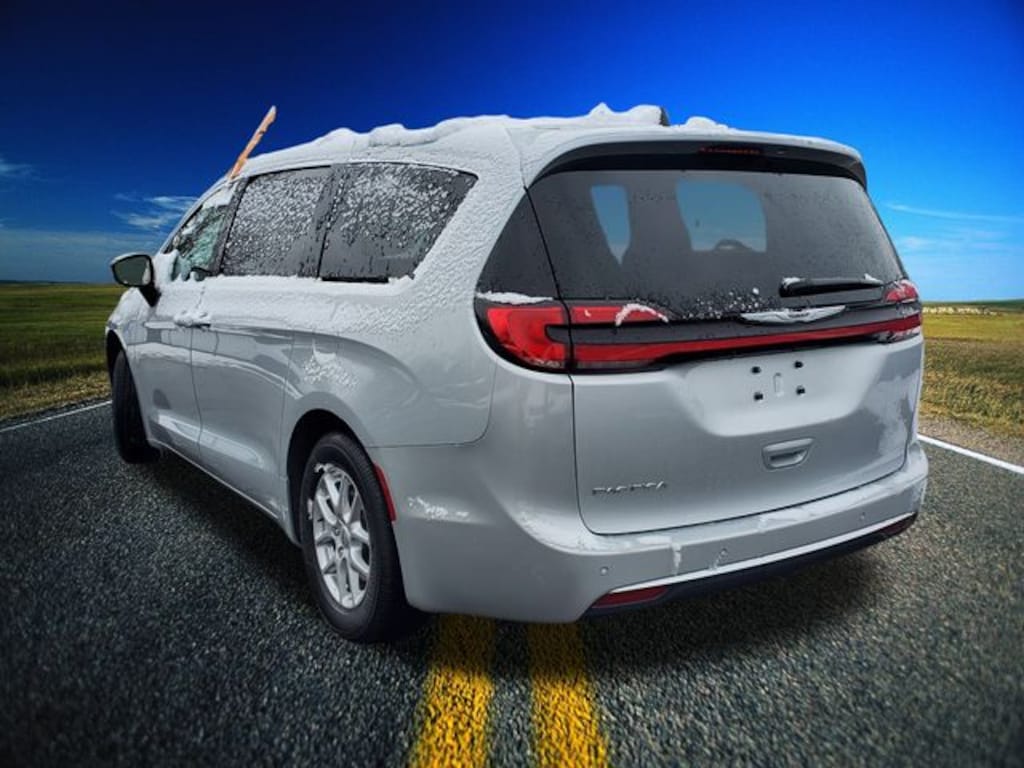 Used 2024 Chrysler Pacifica Touring L Van Passenger Van