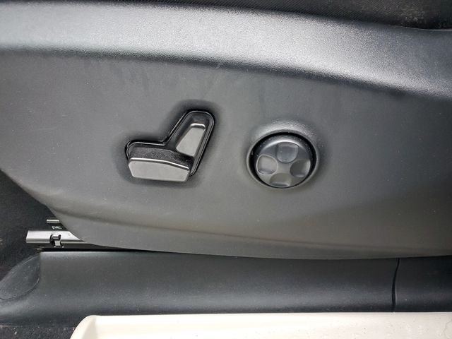 2024 Chrysler Pacifica Touring L - Photo 22