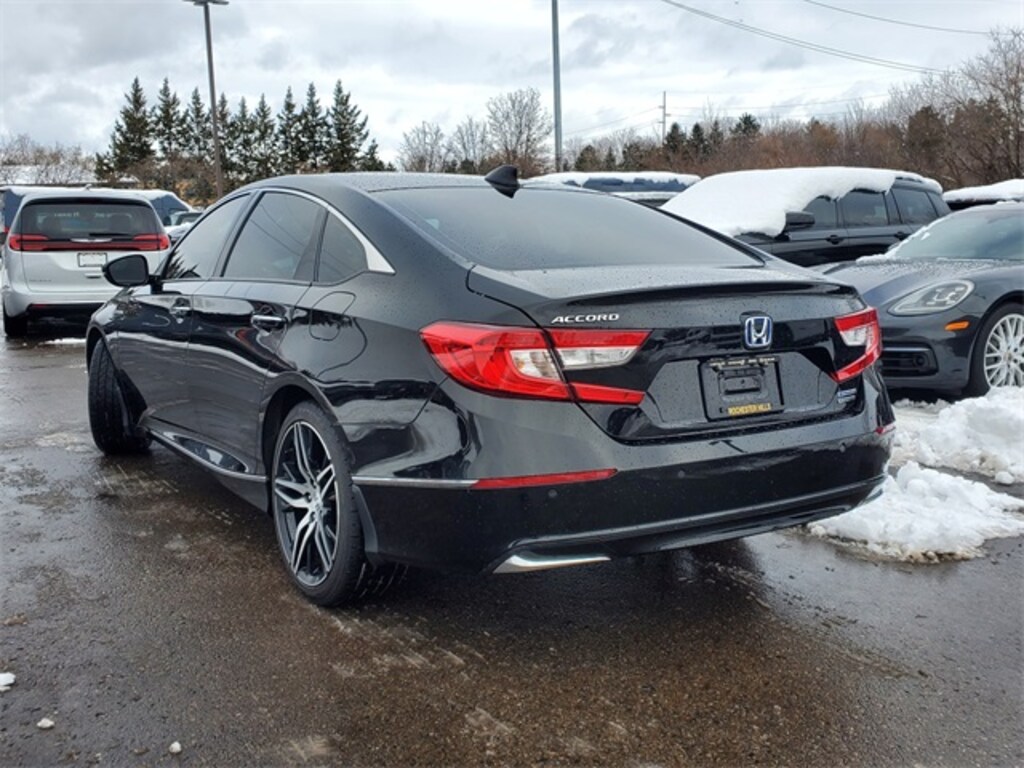 Certified 2022 Honda Accord Hybrid Touring Sedan