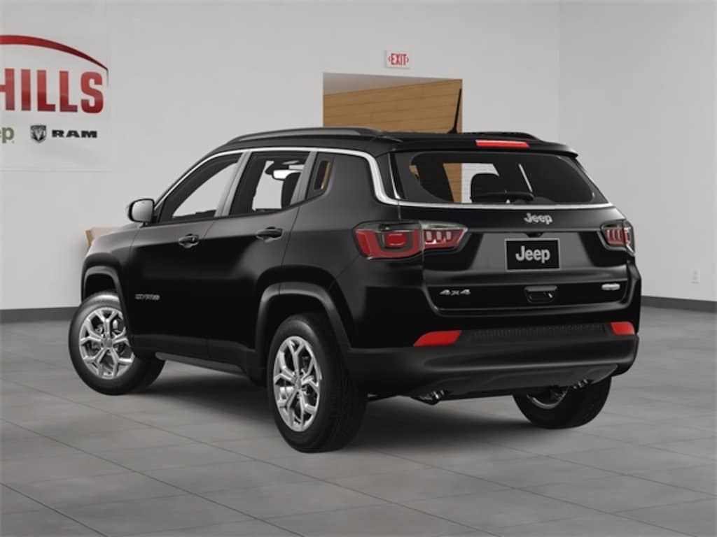 Used 2024 Jeep Compass Latitude SUV