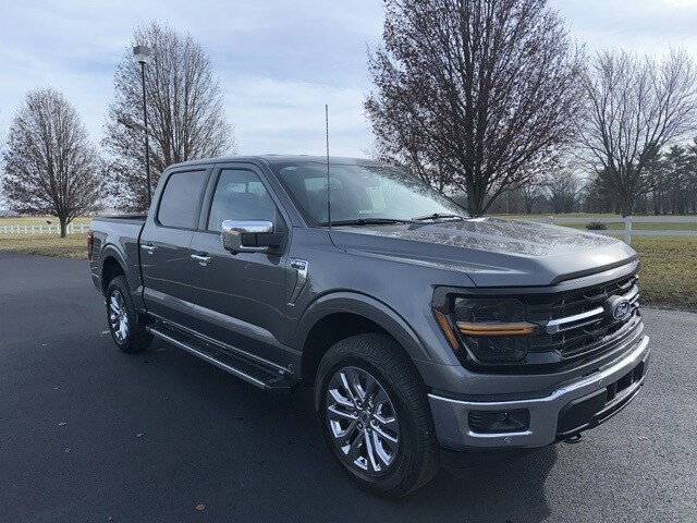 2024 Ford F-150 XLT photo 2