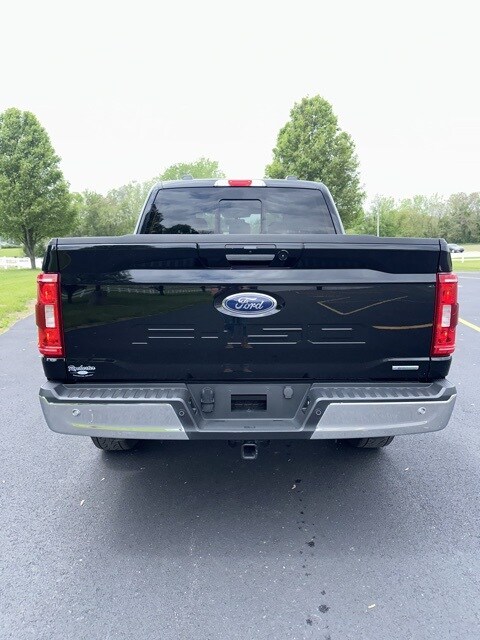 2023 Ford F-150 XLT photo 3