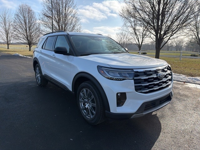 2026 Ford Explorer Active's photo