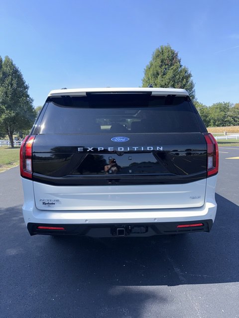 Ford Expedition Max