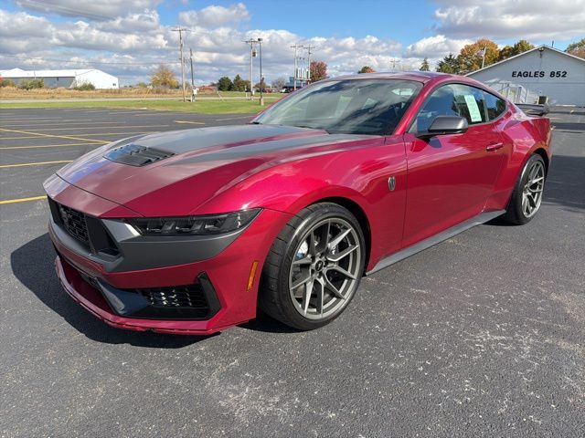 2025 Ford Mustang Dark Horse - Photo 14