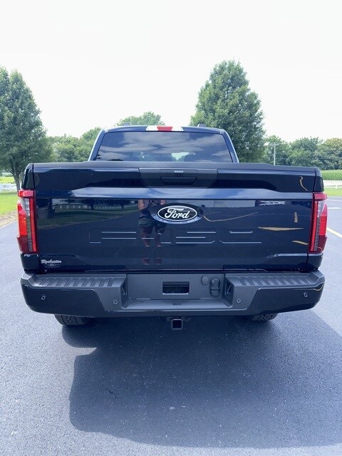 2025 Ford F-150 XLT photo 3