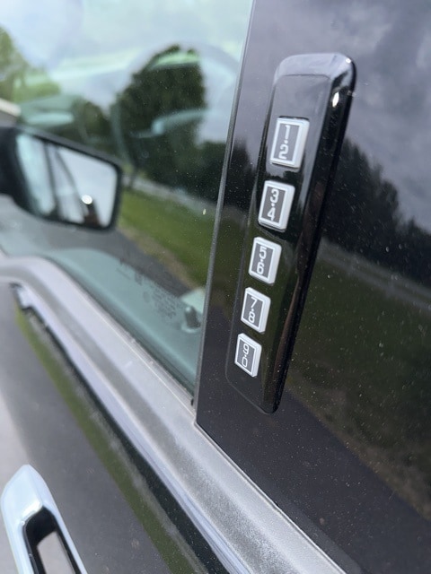2023 Ford F-150 XLT - Photo 13