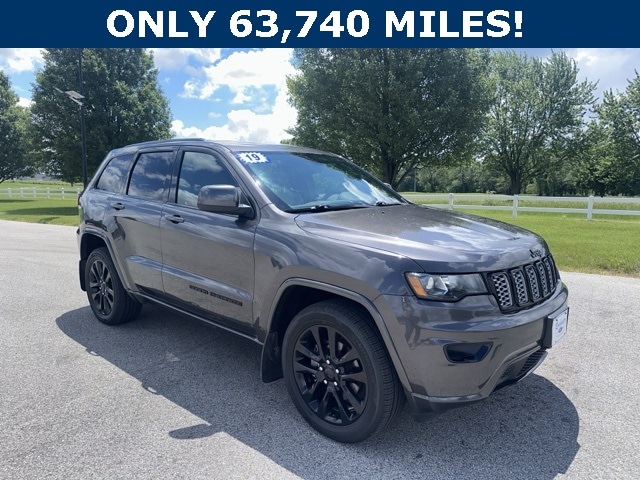 Used 2019 Jeep Grand Cherokee Altitude with VIN 1C4RJFAG1KC692953 for sale in Rochester, IN