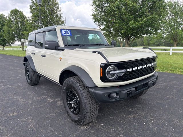 2025 Ford Bronco Badlands 4x4's photo