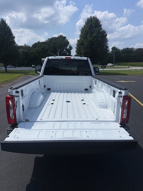 2025 Ford F-250 XLT photo 3