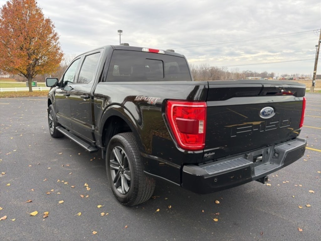 Used 2021 Ford F-150 XLT Truck