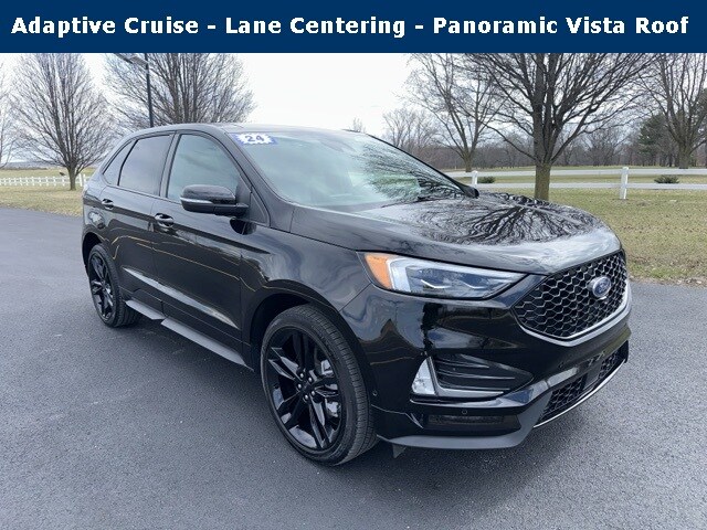 2024 Ford Edge ST photo 2