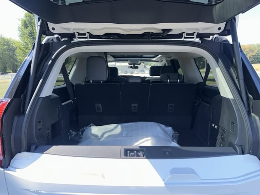 Used 2025 Ford Expedition Max Active SUV