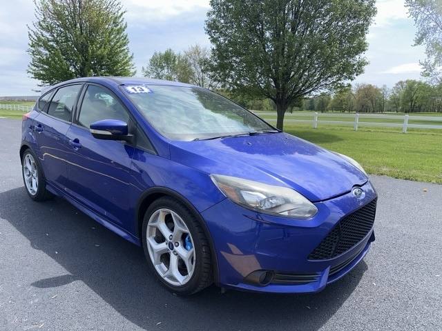 Used 2013 Ford Focus ST with VIN 1FADP3L99DL242255 for sale in Rochester, IN