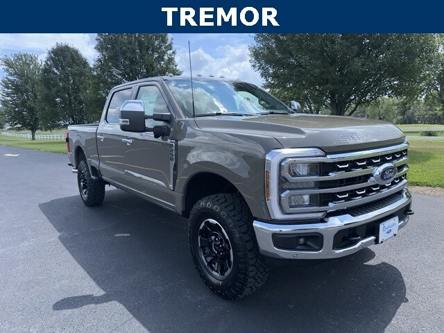 2026 Ford F-250 photo 2