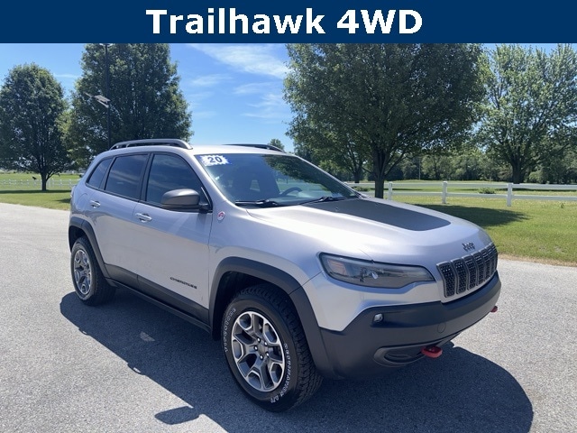 Used 2020 Jeep Cherokee Trailhawk with VIN 1C4PJMBX3LD636423 for sale in Rochester, IN