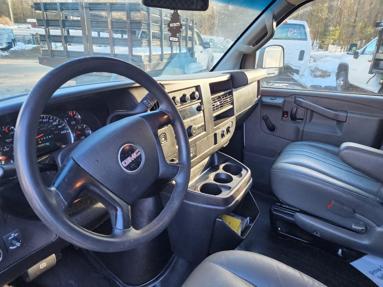 2016 GMC Savana Cargo Work Van - Photo 6