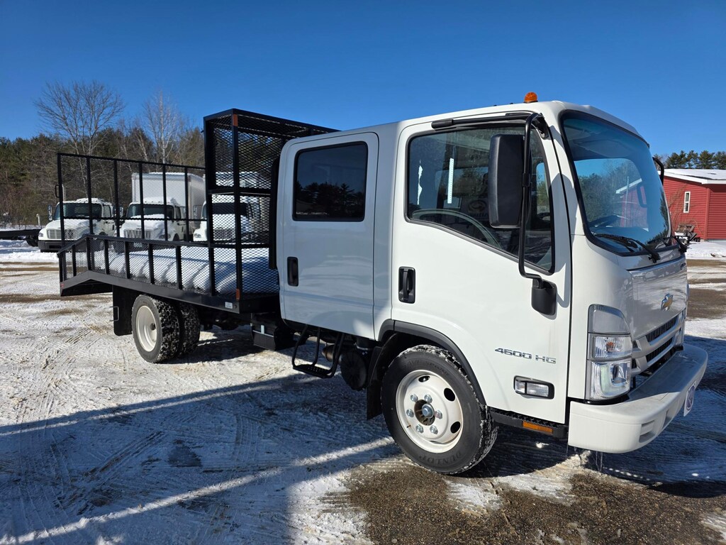 New 2024 CHEVROLET 4500 LCF Gas Crew Cab Landscaper
