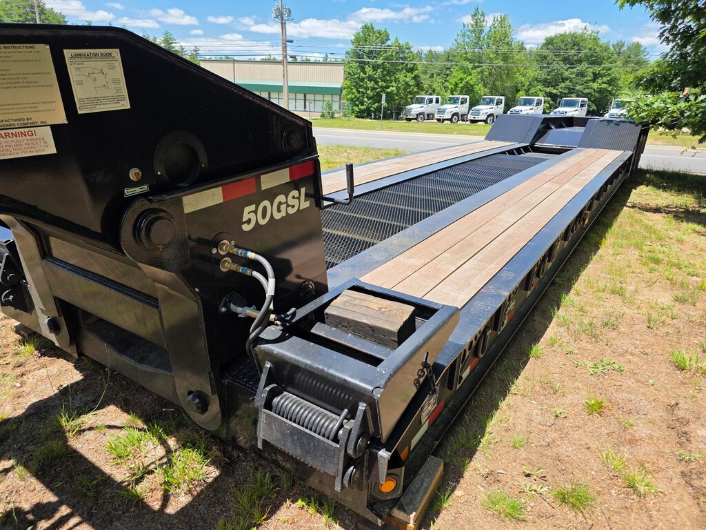 New 2026 Eager Beaver 50 TON 50 GSL/3 LOWBOY DETACHABLE GOOSENECK