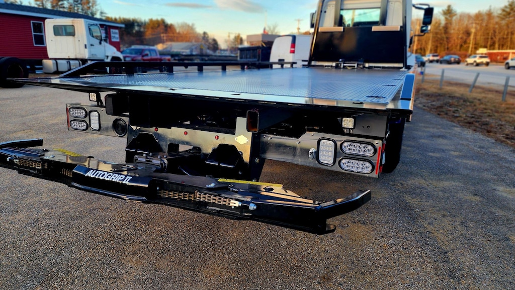 New 2025 HINO Flatbed, Rollback, Tow Truck, Ramp Auto Carrier ROLLBACK