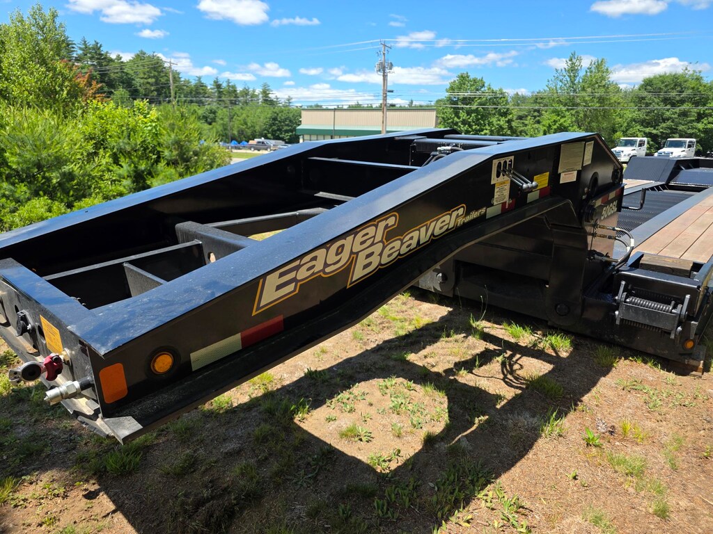 New 2026 Eager Beaver 50 TON 50 GSL/3 LOWBOY DETACHABLE GOOSENECK