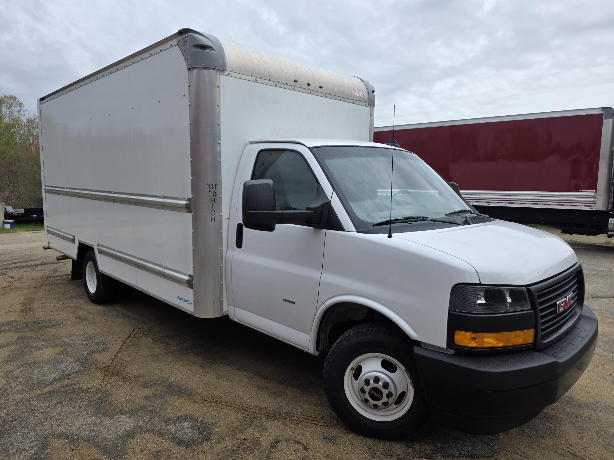 2022 GMC Savana's photo