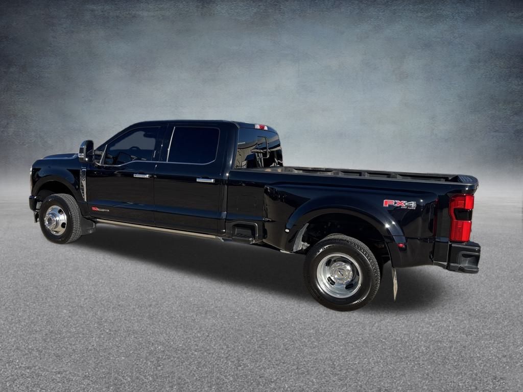 2024 Ford F-350 photo 3