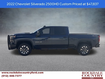 2022 Chevrolet Silverado 2500HD Custom Truck